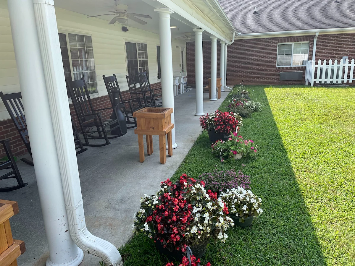 Photo 2