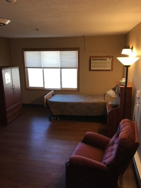 Photo 3