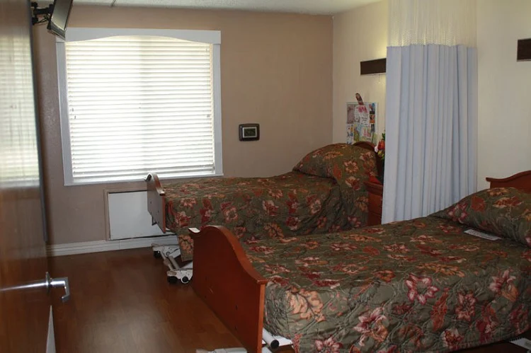 Photo 3