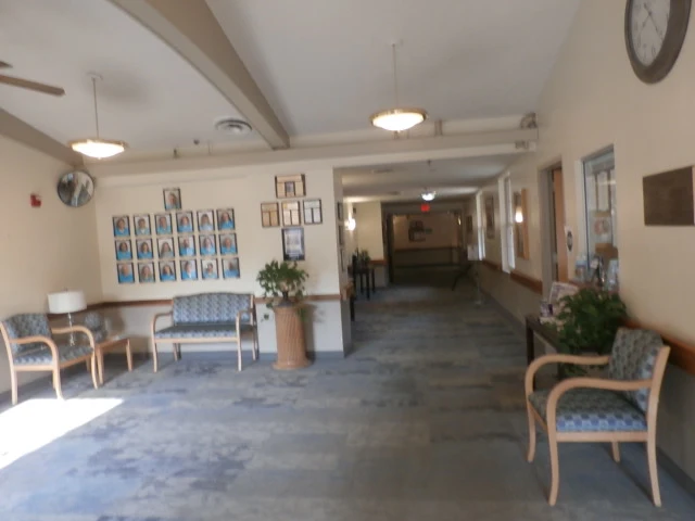 Photo 3